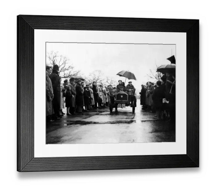 Framed Print : The crowd give a clear run to this 1903 Richard Brasier at the start of the Veteran Framed Print : The crowd give a clear run to this 1903 Richard Brasier at the start of the Veteran