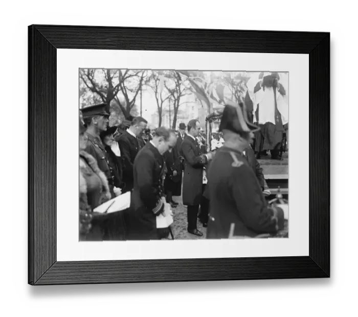 Framed Print : Earl Beatty Unveils Brightons War Memorial Viscount Curzon at the ceremony 7 Framed Print : Earl Beatty Unveils Brightons War Memorial Viscount Curzon at the ceremony 7