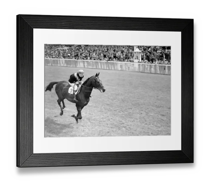 Framed Print : Goodwood Sussex England Buckleigh 1938 A TopFoto
