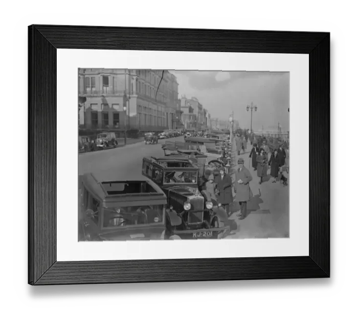 Framed Print : Cars parked along the front at Brighton. 27 March 1932