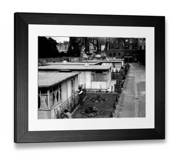 Framed Print : A number of prefabricated houses have been erected at the top of Portland Place, West London Framed Print : A number of prefabricated houses have been erected at the top of Portland Place, West London