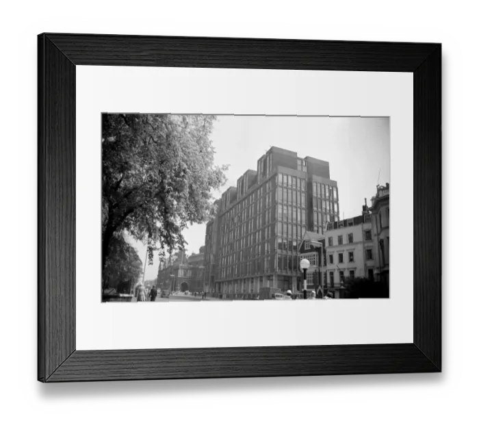 Framed Print : Amid the red brick and neo- Gothic architecture of South Kensington, a great London