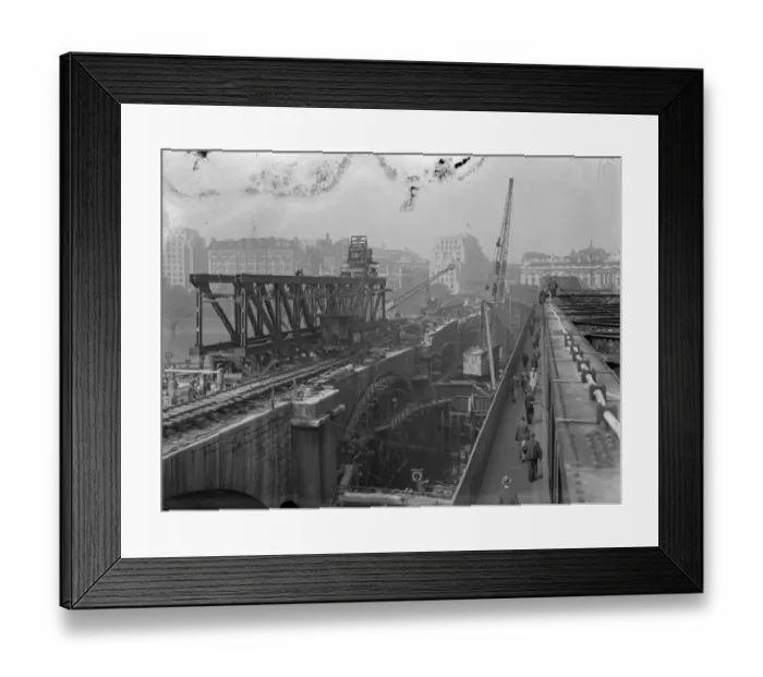 Framed Print : Steel gantry, weighing at 2700 tons, takes shape on the old Waterloo Bridge, London Framed Print : Steel gantry, weighing at 2700 tons, takes shape on the old Waterloo Bridge, London