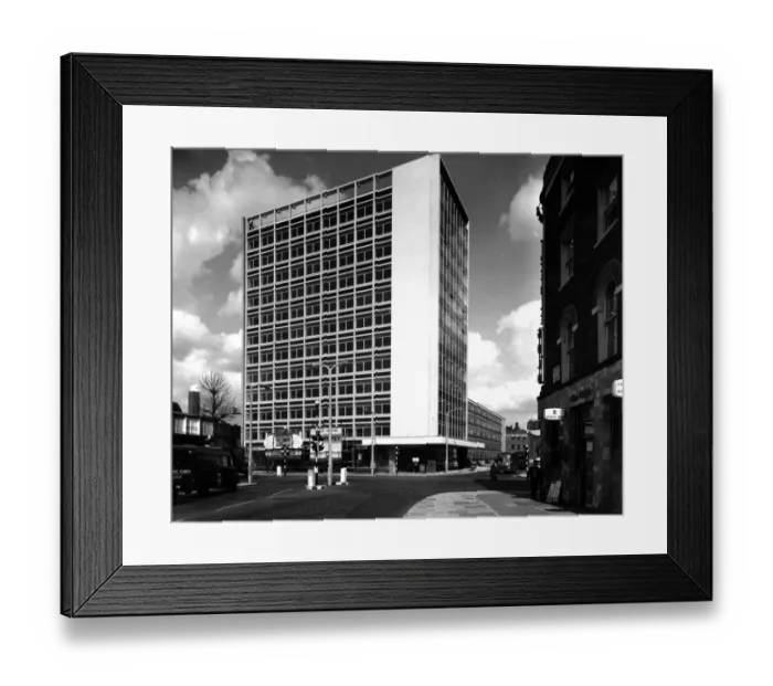 Framed Print : View of the new Elephant and Castle as it takes shape after the redevelopment work Framed Print : View of the new Elephant and Castle as it takes shape after the redevelopment work