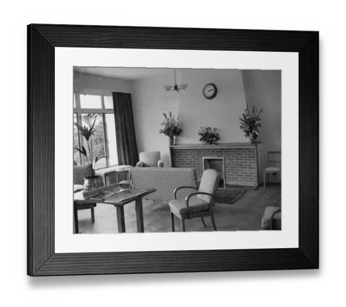 Framed Print : The new nurse home at the Memorial Hospital in Woolwich, London. An interior view Framed Print : The new nurse home at the Memorial Hospital in Woolwich, London. An interior view
