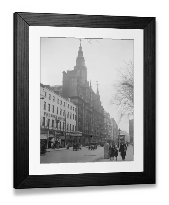 Framed Print : Hotel Russel in London. 26 April 1932