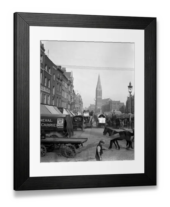 Framed Print : London street scene. A busy Whitechapel High Street, sometime between 1900 and 1910 Framed Print : London street scene. A busy Whitechapel High Street, sometime between 1900 and 1910