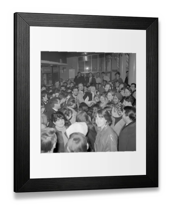 Framed Print : London : Fans surround folk singers Peter ( with glasses ), Paul and Mary as they Framed Print : London : Fans surround folk singers Peter ( with glasses ), Paul and Mary as they