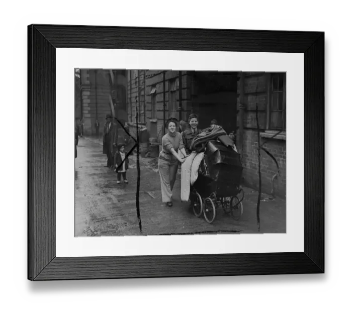 Framed Print : In heavy rain this afternoon, Sunday, 1500 Londoners converged on Kensington high Framed Print : In heavy rain this afternoon, Sunday, 1500 Londoners converged on Kensington high