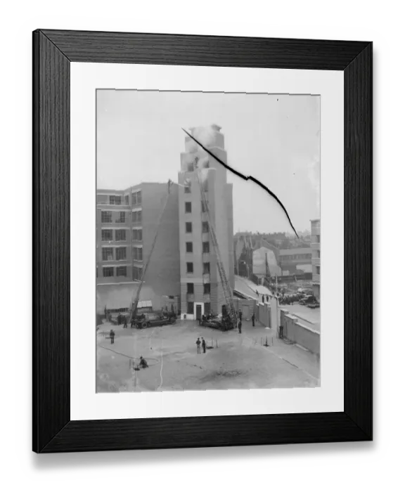 Framed Print : A London Fire Brigade display in Lambeth, London. Firemen use extension ladders to gain access Framed Print : A London Fire Brigade display in Lambeth, London. Firemen use extension ladders to gain access