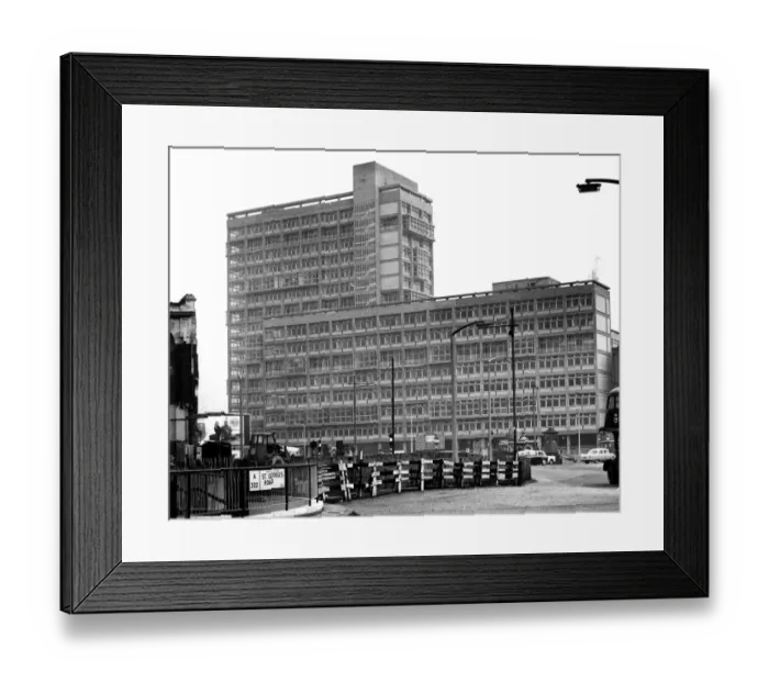 Framed Print : View of the new Elephant and Castle as it takes shape during the redevelopment work Framed Print : View of the new Elephant and Castle as it takes shape during the redevelopment work