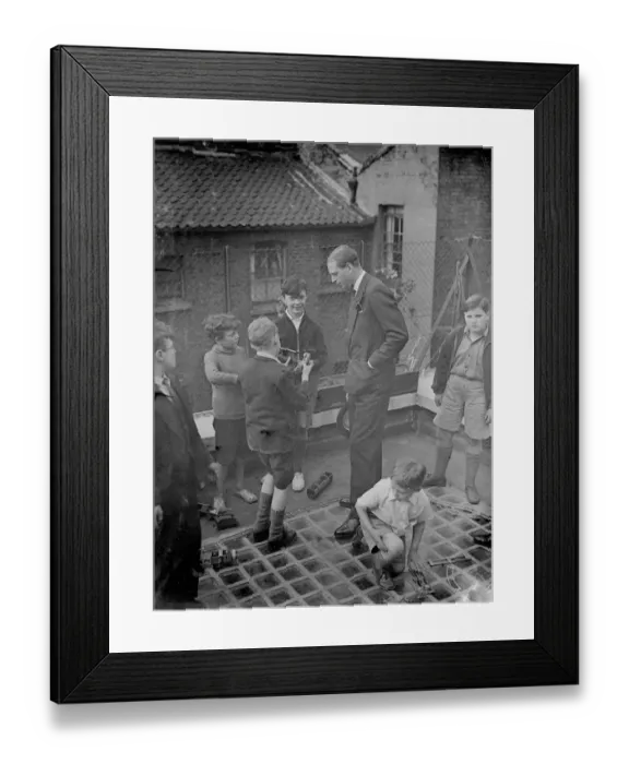 Framed Print : Duke of Kent visits Battersea Settlement. The Duke of Kent visited the Katherine