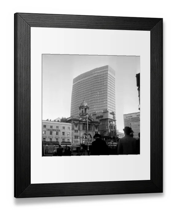 Framed Print : Near to Buckingham Palace is the Victoria Palace Theatre, which was opened in 1911