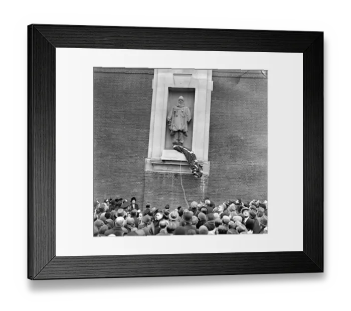Framed Print : A memorial to a great explorer. Four days after the 10th Anniversary of his death Framed Print : A memorial to a great explorer. Four days after the 10th Anniversary of his death