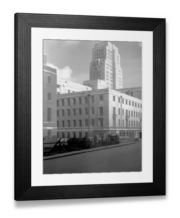 Framed Print : Senate House, University of London, Bloomsbury, London, England. It is an Art Framed Print : Senate House, University of London, Bloomsbury, London, England. It is an Art