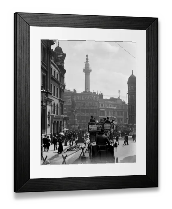 Framed Print : London street scene. The column of The Monument, ( to the Great Fire of London Framed Print : London street scene. The column of The Monument, ( to the Great Fire of London