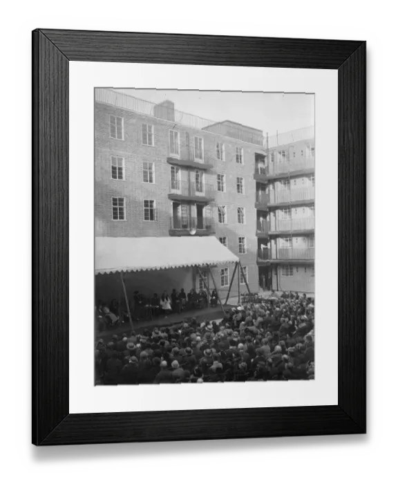 Framed Print : Princess Alice opens new Kensington flats. 11 October 1934