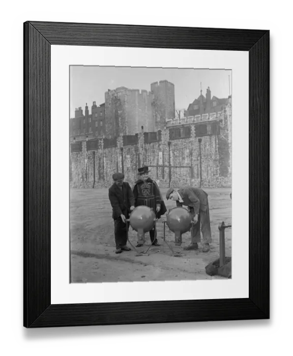 Framed Print : Floodlights installed at powerful coronation. Powerful lamps are being installed Framed Print : Floodlights installed at powerful coronation. Powerful lamps are being installed