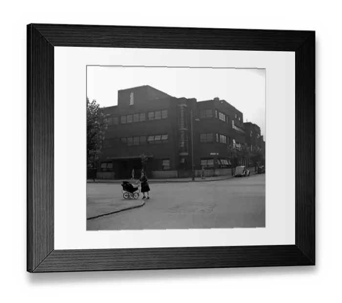 Framed Print : Bermondsey Health Centre Exterior 1949