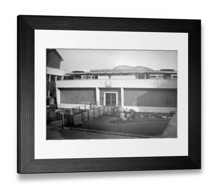 Framed Print : The modernist design of the Finsbury Health Centre, Pine Street, Islington, London