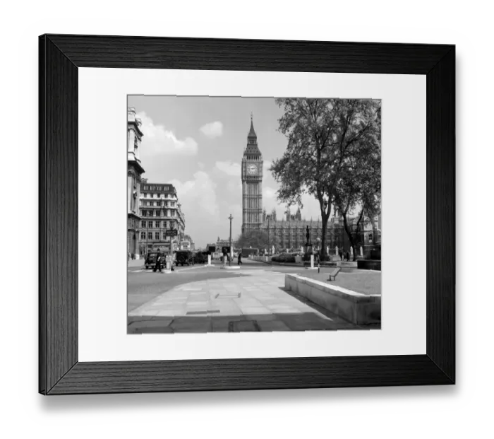 Framed Print : Looking down Bridge Street to Big Ben and the Houses of Parliament, London, England Framed Print : Looking down Bridge Street to Big Ben and the Houses of Parliament, London, England