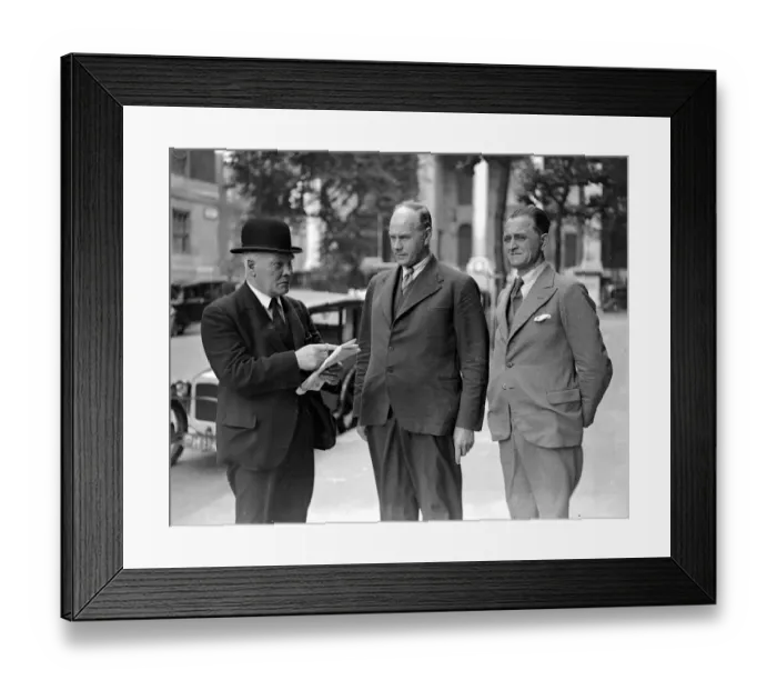 Framed Print : Building Trade Congress at Transport House. (left) Mr Merson (Great Britian) chatting Framed Print : Building Trade Congress at Transport House. (left) Mr Merson (Great Britian) chatting