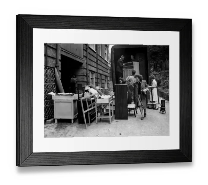 Framed Print : More furniture was moved into Duchess of Bedford House, Kensington, London. Earlier Framed Print : More furniture was moved into Duchess of Bedford House, Kensington, London. Earlier