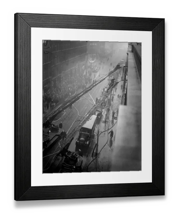 Framed Print : The Fire Brigade attend the big fire in Rosebery Avenue, London, at the works of Artisco Framed Print : The Fire Brigade attend the big fire in Rosebery Avenue, London, at the works of Artisco