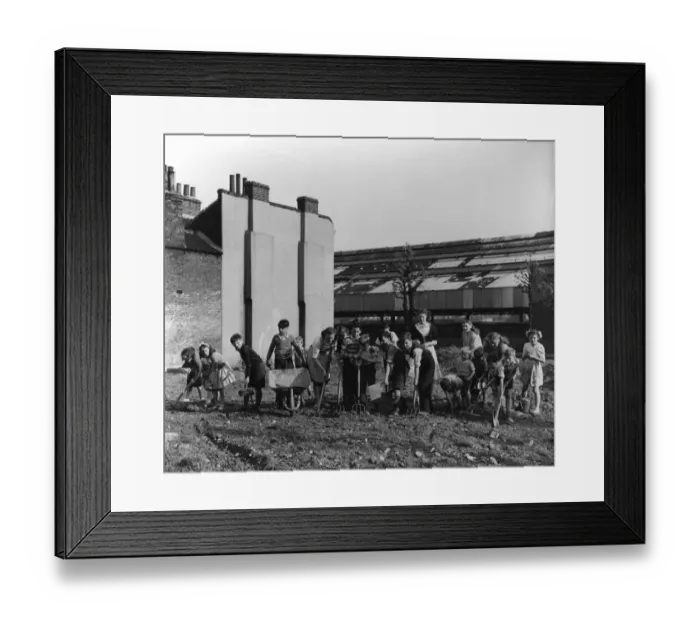 Framed Print : London. Bermondsey brightens up her bomb sites. 1950 Humming Bees Club gets to work Framed Print : London. Bermondsey brightens up her bomb sites. 1950 Humming Bees Club gets to work