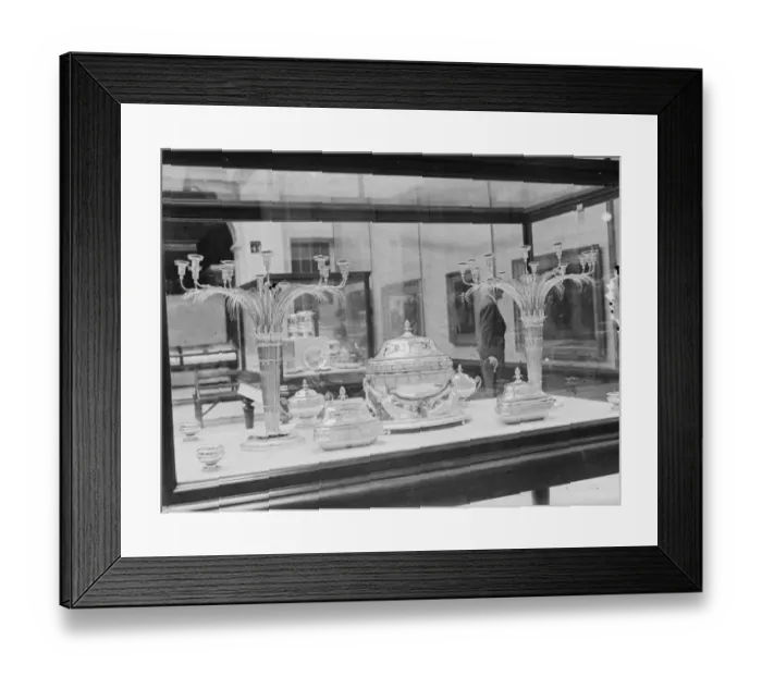 Framed Print : Apsley house, Hyde Park Corner, London residence of the Dukes of Wellington since 1820 Framed Print : Apsley house, Hyde Park Corner, London residence of the Dukes of Wellington since 1820