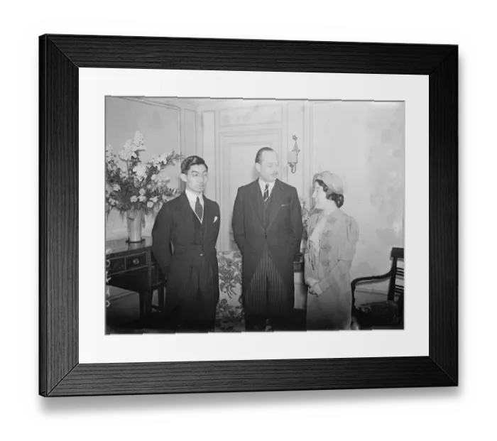 Framed Print : Duke of Gloucester calls on Prince and Princess Chichibu. The Duke of Gloucester called on Prince Framed Print : Duke of Gloucester calls on Prince and Princess Chichibu. The Duke of Gloucester called on Prince