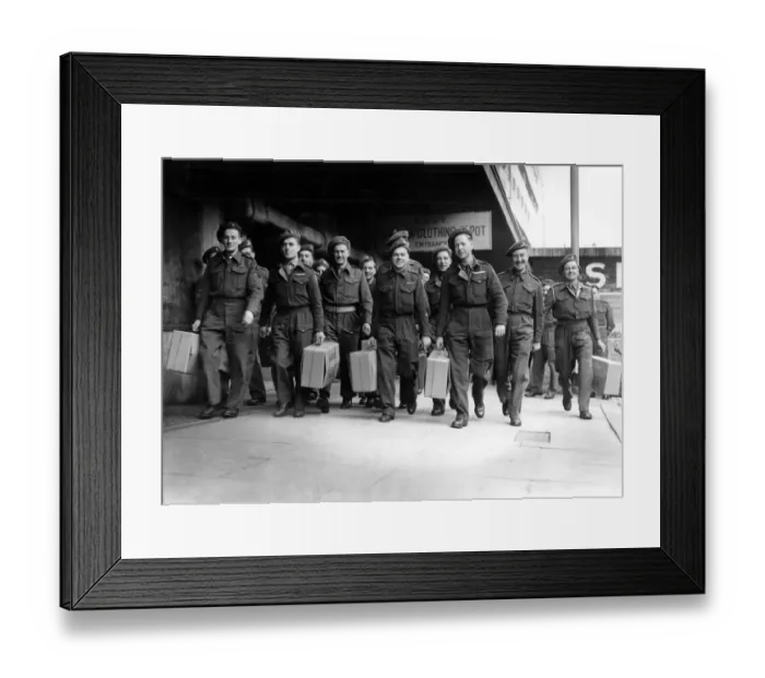Framed Print : 1000 Class B have been released from the Army at Olympia, London. Among them are plumbers Framed Print : 1000 Class B have been released from the Army at Olympia, London. Among them are plumbers