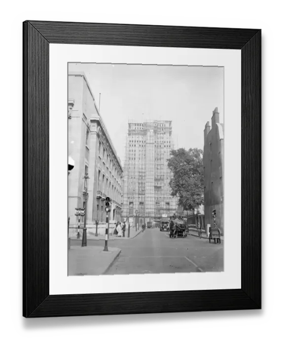 Framed Print : A view of the 210 ft of the tower of the new University of London building which Framed Print : A view of the 210 ft of the tower of the new University of London building which