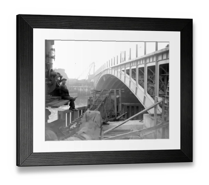 Framed Print : Canning Town, London: building a bridge. 1933