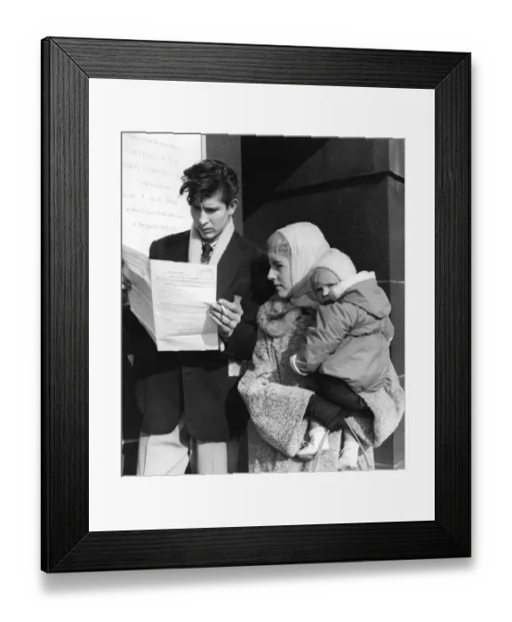 Framed Print : Hundreds of mortgage applicants went along to the County Hall to learn more about