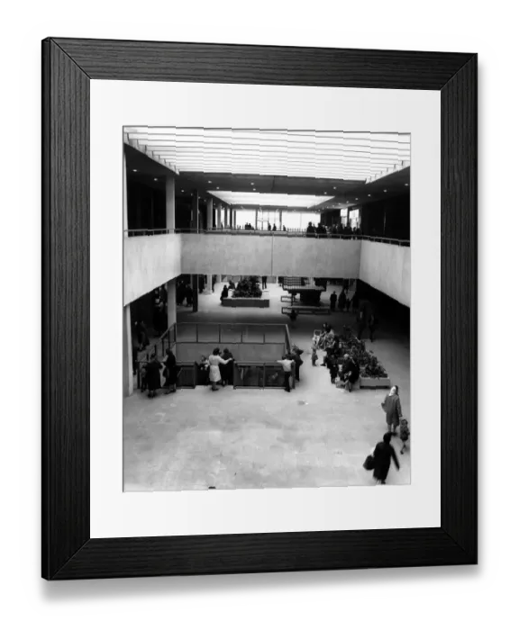 Framed Print : View of the new Elephant and Castle as it takes shape after the redevelopment work Framed Print : View of the new Elephant and Castle as it takes shape after the redevelopment work