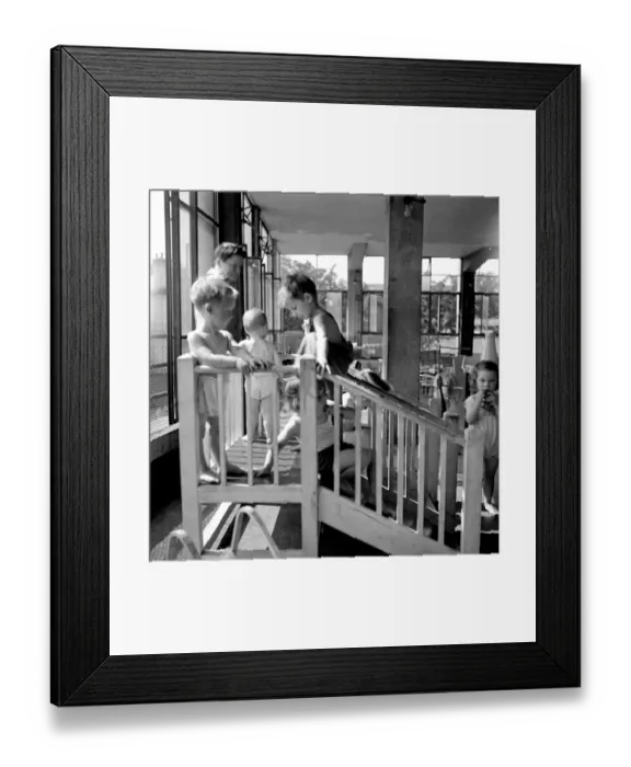 Framed Print : Peckham Health Centre or the Pioneer Health Centre was opened in 1935 in Peckham, south London Framed Print : Peckham Health Centre or the Pioneer Health Centre was opened in 1935 in Peckham, south London