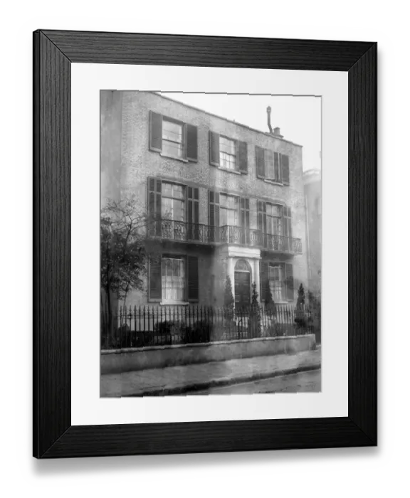 Framed Print : 86 Vincent Square, Westminster - Mr Lloyd Georges New Town house - 25 October 1922 Framed Print : 86 Vincent Square, Westminster - Mr Lloyd Georges New Town house - 25 October 1922