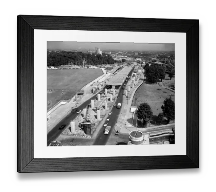 Framed Print : Nr Chiswick, London: A building programme forges ahead here where the New South Wales Framed Print : Nr Chiswick, London: A building programme forges ahead here where the New South Wales