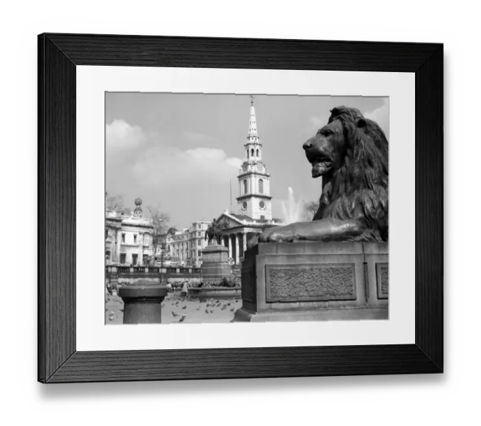 Framed Print : Trafalgar Square with St Martin - in - the - Fields Church in background, London Framed Print : Trafalgar Square with St Martin - in - the - Fields Church in background, London