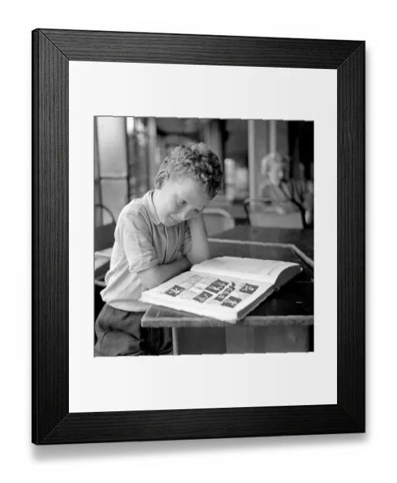 Framed Print : Peckham Health Centre or the Pioneer Health Centre was opened in 1935 in Peckham, south London Framed Print : Peckham Health Centre or the Pioneer Health Centre was opened in 1935 in Peckham, south London