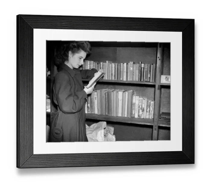 Framed Print : Peckham Health Centre or the Pioneer Health Centre was opened in 1935 in Peckham, south London Framed Print : Peckham Health Centre or the Pioneer Health Centre was opened in 1935 in Peckham, south London