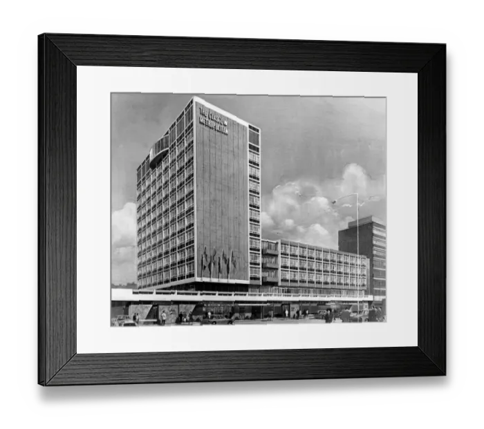 Framed Print : The Glasgow Metropolitan, Scotland Framed Print : The Glasgow Metropolitan, Scotland