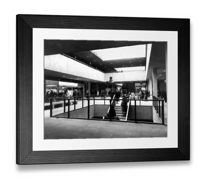 Framed Print : View of the new Elephant and Castle as it takes shape after the redevelopment work Framed Print : View of the new Elephant and Castle as it takes shape after the redevelopment work