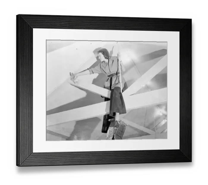 Framed Print : Three actors are building a theatre in Knightsbridge. Three actors, Mr Jack Twyman Framed Print : Three actors are building a theatre in Knightsbridge. Three actors, Mr Jack Twyman