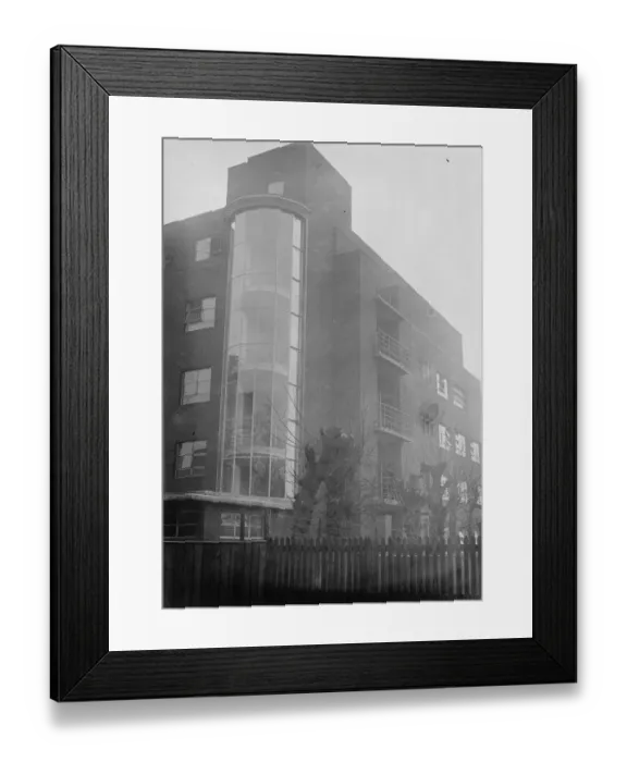 Framed Print : The ultra modern Royal Masonic Hospital at Ravenscourt Park, Hammersmith, London