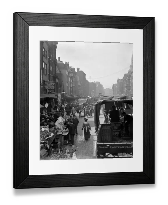 Framed Print : London. Street scene with market in London. 1900