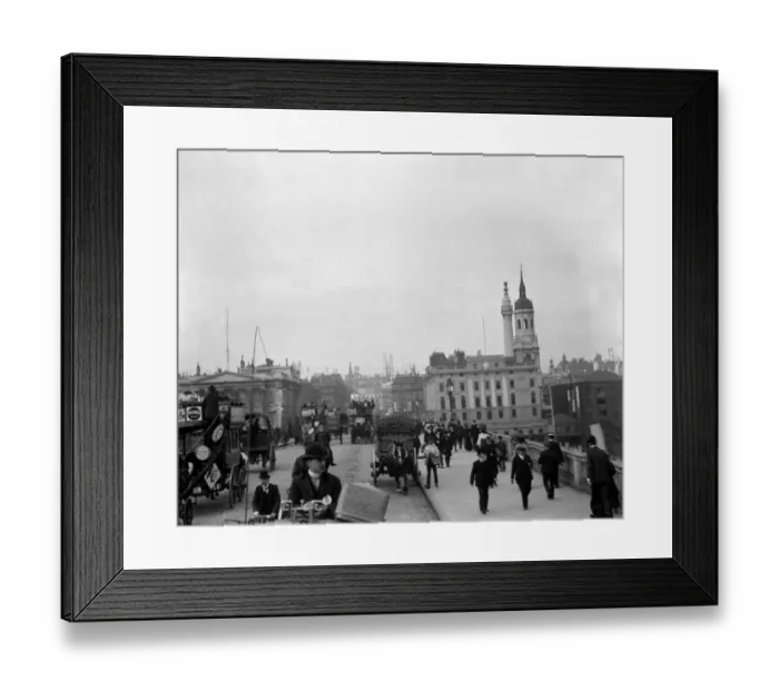 Framed Print : London street scene Pedestrians and horse drawn traffic making their way across Framed Print : London street scene Pedestrians and horse drawn traffic making their way across