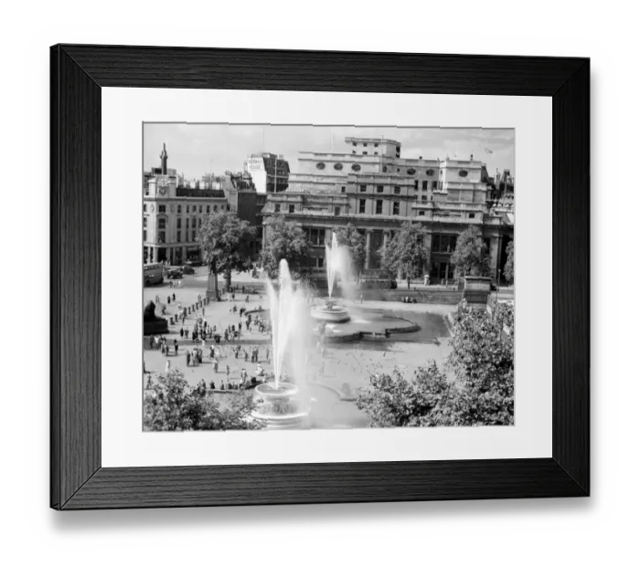 Framed Print : Trafalgar Square, London, UK, England. 1930 - 1940s