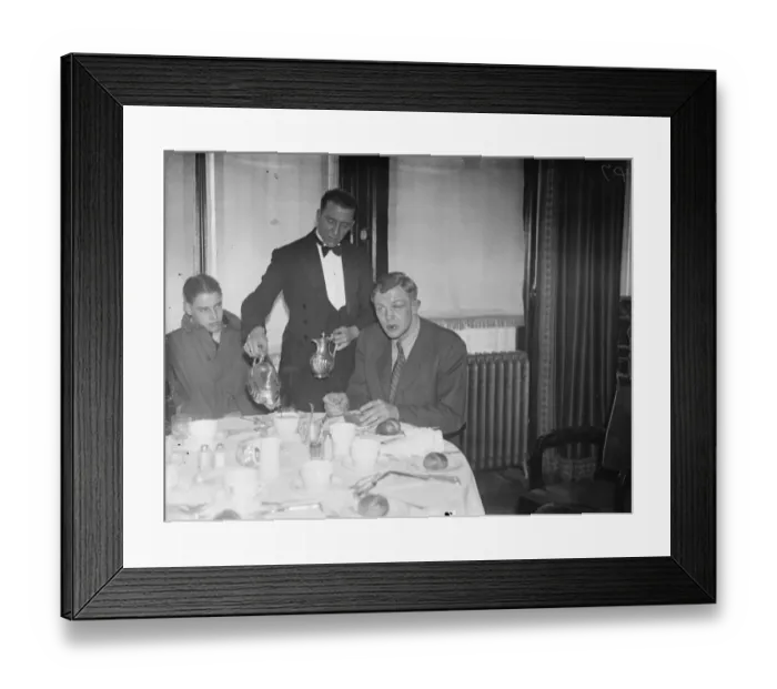 Framed Print : Boxer, Marcus Neusals victory breakfast in his London hotel after defeating Jack Framed Print : Boxer, Marcus Neusals victory breakfast in his London hotel after defeating Jack